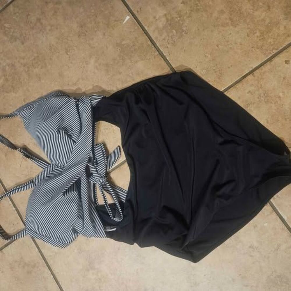 Eomenie Striped and Black One-Piece Swimsuit XL
